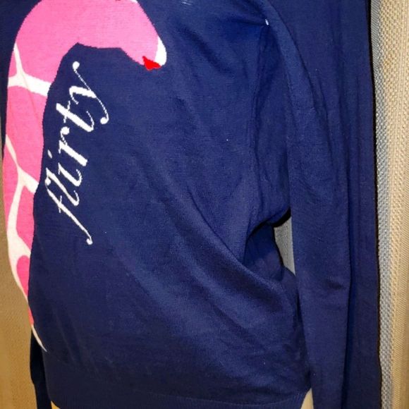 MACBETH COLLECTION FLIRTY SWEATER - Picture 4 of 8